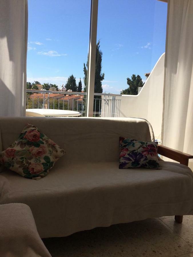 Paradise Garden Apartment Paphos Bagian luar foto